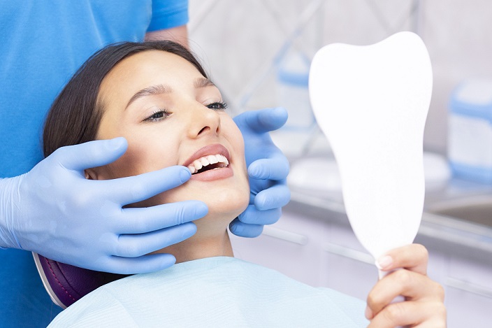 Teeth implant and dental veneers in Turkey